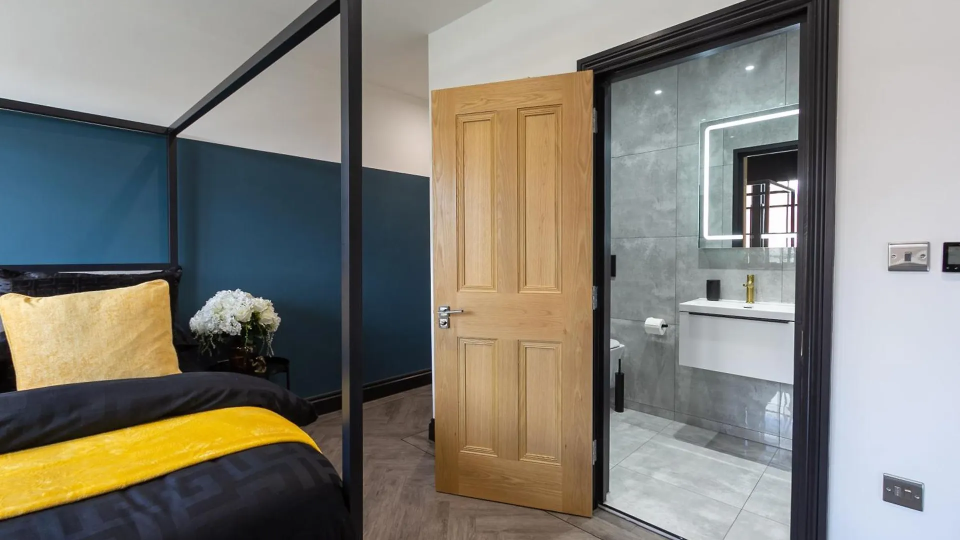 5 Beds 2 Bath City Apartment On Street Parking - Rose Platinum Properties Brighton