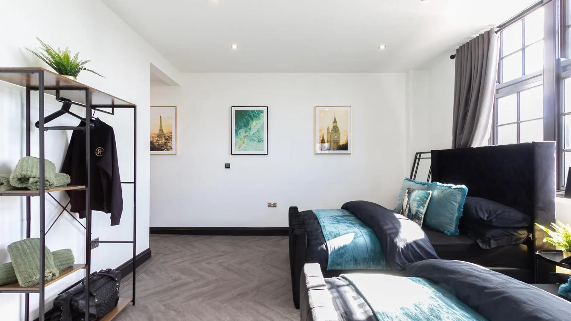 5 Beds 2 Bath City Apartment On Street Parking - Rose Platinum Properties Hove Royaume-Uni